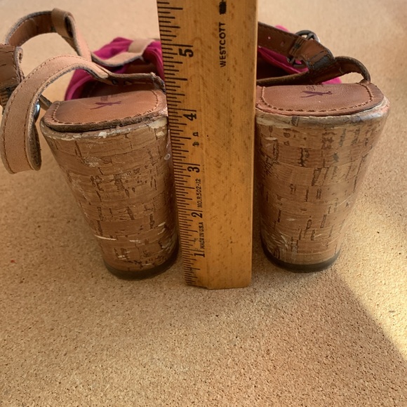 Cork platforms American Eagle Pink Shoes - Picture 3 of 8